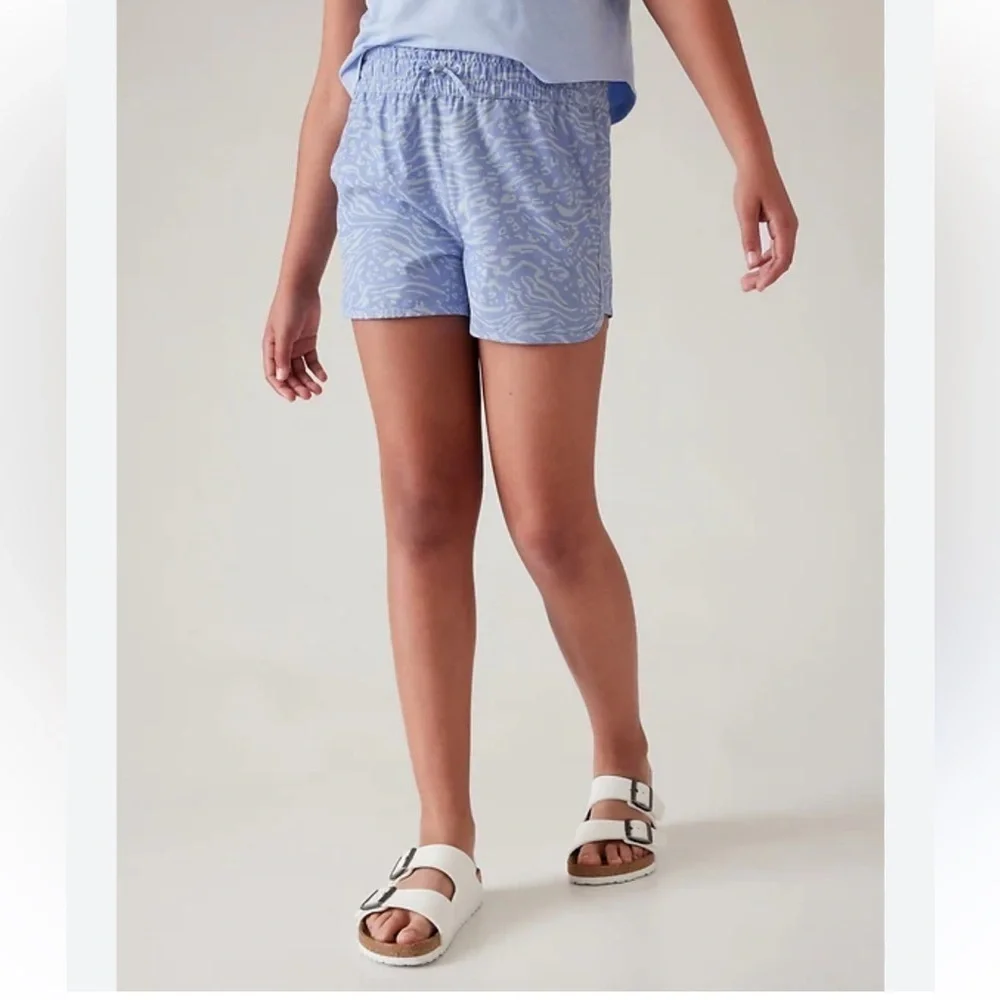 ATHLETA Girl Dive in Boardshort Nina Animal Blue size 7